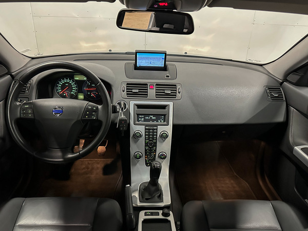 Volvo V50, 2011, 1.6 dīzelis, manuāla