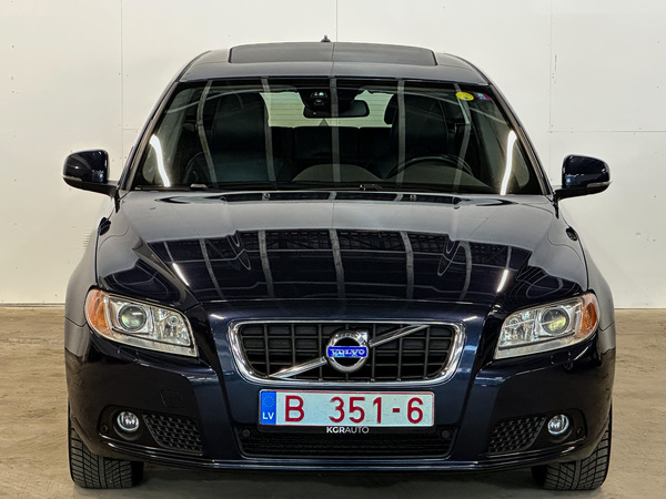 Volvo V70, 2012, 2.0 dīzelis, manuāla