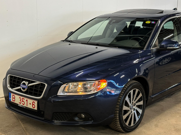 Volvo V70, 2012, 2.0 dīzelis, manuāla