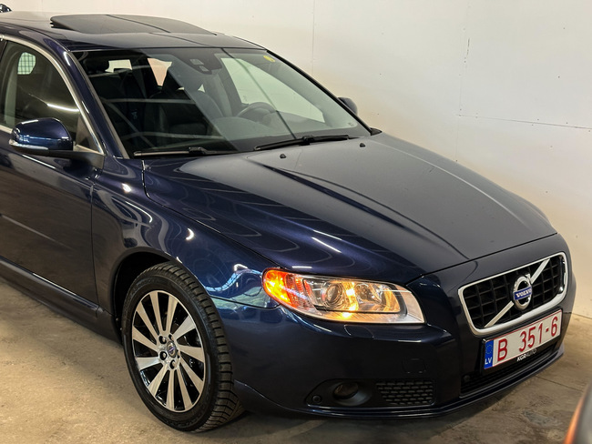 Volvo V70, 2012, 2.0 dīzelis, manuāla