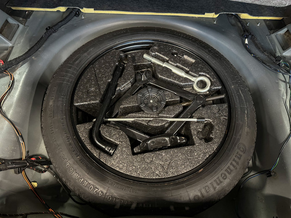 Volvo V70, 2012, 2.0 dīzelis, manuāla