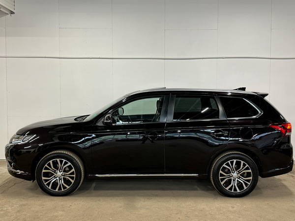 Mitsubishi Outlander, 2015, 2.0 hibrīds, automāts