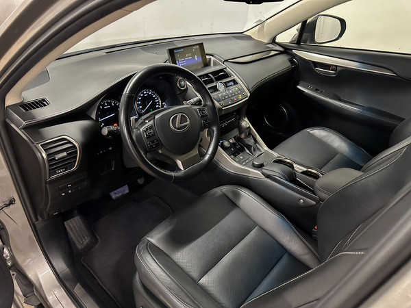 Lexus NX, 2015, 2.0 benzīns, automāts