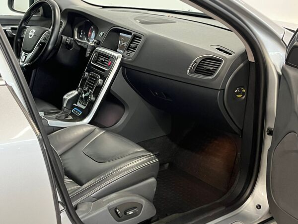 Volvo V60, 2013, 2.4 hibrīds, automāts
