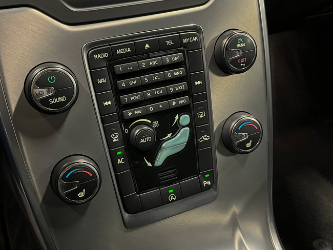 Volvo V70, 2013, 2.0 dīzelis, automāts