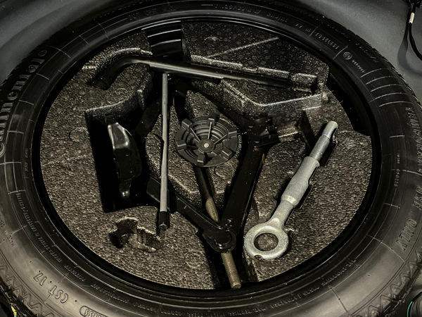 Volvo V70, 2013, 2.0 dīzelis, automāts