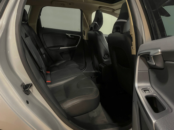 Volvo XC 60, 2010, 2.4 dīzelis, automāts