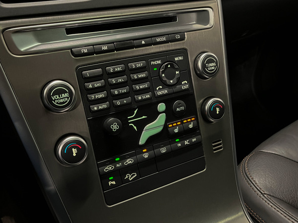 Volvo XC 60, 2010, 2.4 dīzelis, automāts