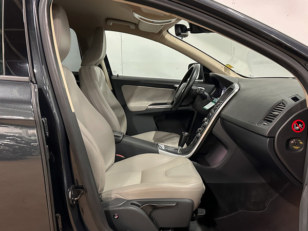 Volvo XC 60, 2012, 2.0 dīzelis, automāts