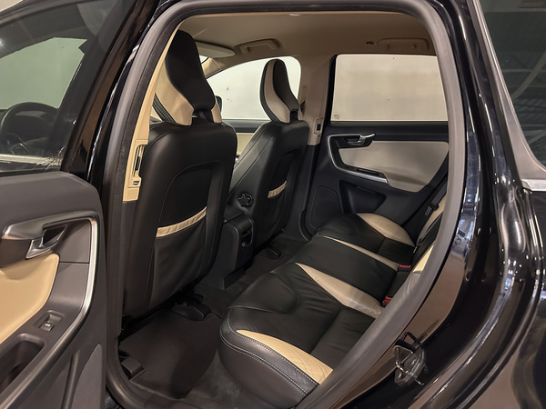 Volvo XC 60, 2010, 2.4 dīzelis, automāts