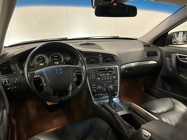 Volvo XC 70, 2004, 2.4 dīzelis, automāts