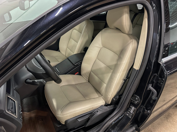 Volvo V70, 2010, 2.0 dīzelis, manuāla