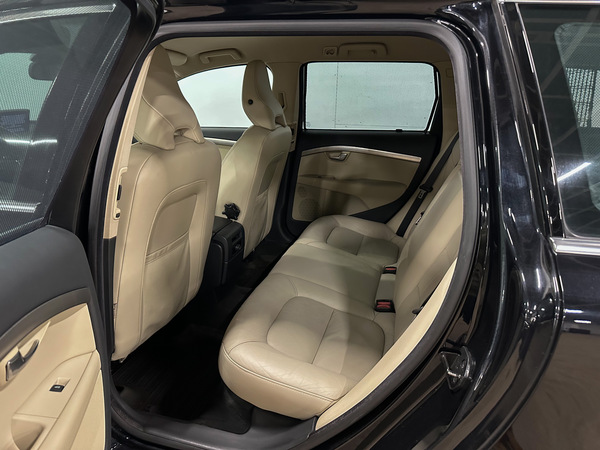 Volvo V70, 2010, 2.0 dīzelis, manuāla