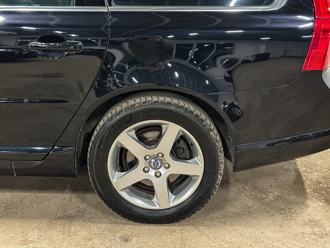 Volvo V70, 2010, 2.0 dīzelis, manuāla