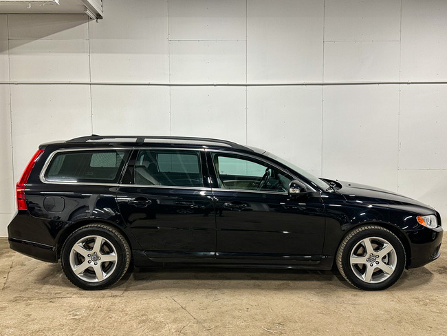 Volvo V70, 2010, 2.0 dīzelis, manuāla
