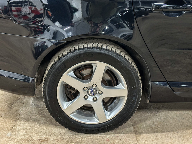 Volvo V70, 2010, 2.0 dīzelis, manuāla