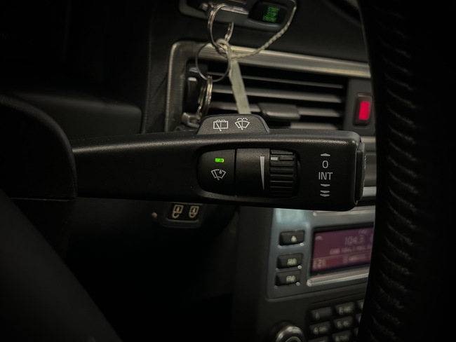 Volvo V70, 2010, 2.4 dīzelis, automāts