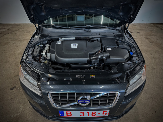 Volvo V70, 2010, 2.4 dīzelis, automāts