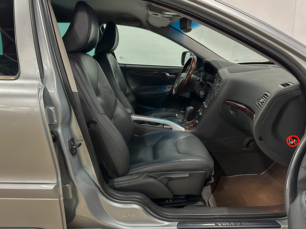 Volvo XC 70, 2006, 2.4 dīzelis, automāts