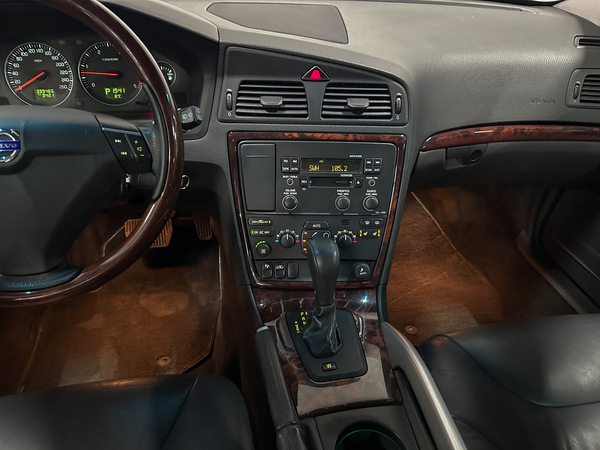 Volvo XC 70, 2006, 2.4 dīzelis, automāts