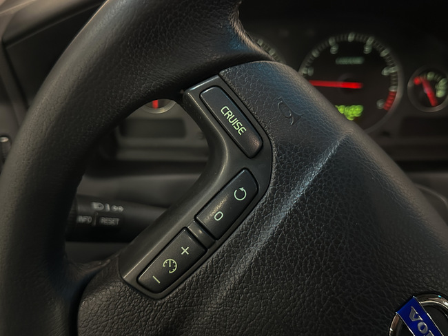 Volvo V70, 2005, 2.4 dīzelis, automāts